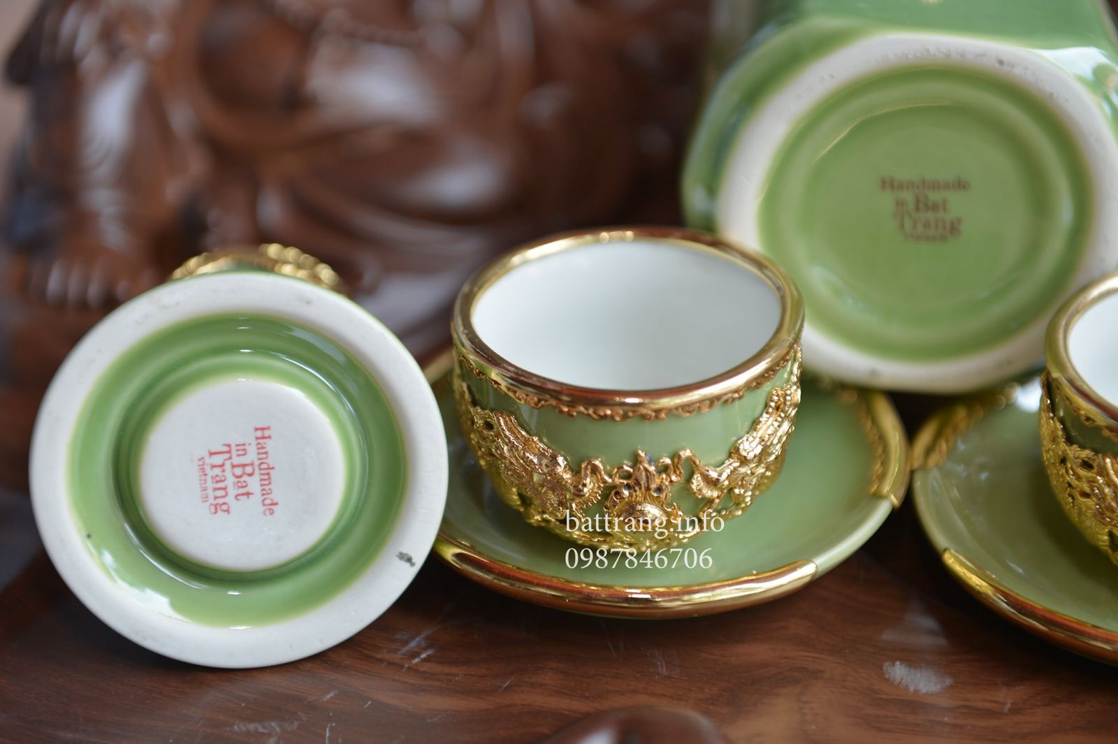Bộ ấm chén Bát Tràng in logo dưới 100 nghìn đồng
