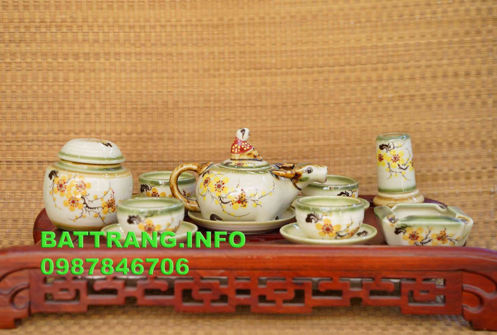 HV28- Bộ ấm chén trẻ trâu vẽ hoa mai vàng cao cấp BátTràng s2 + phụ kiện full -