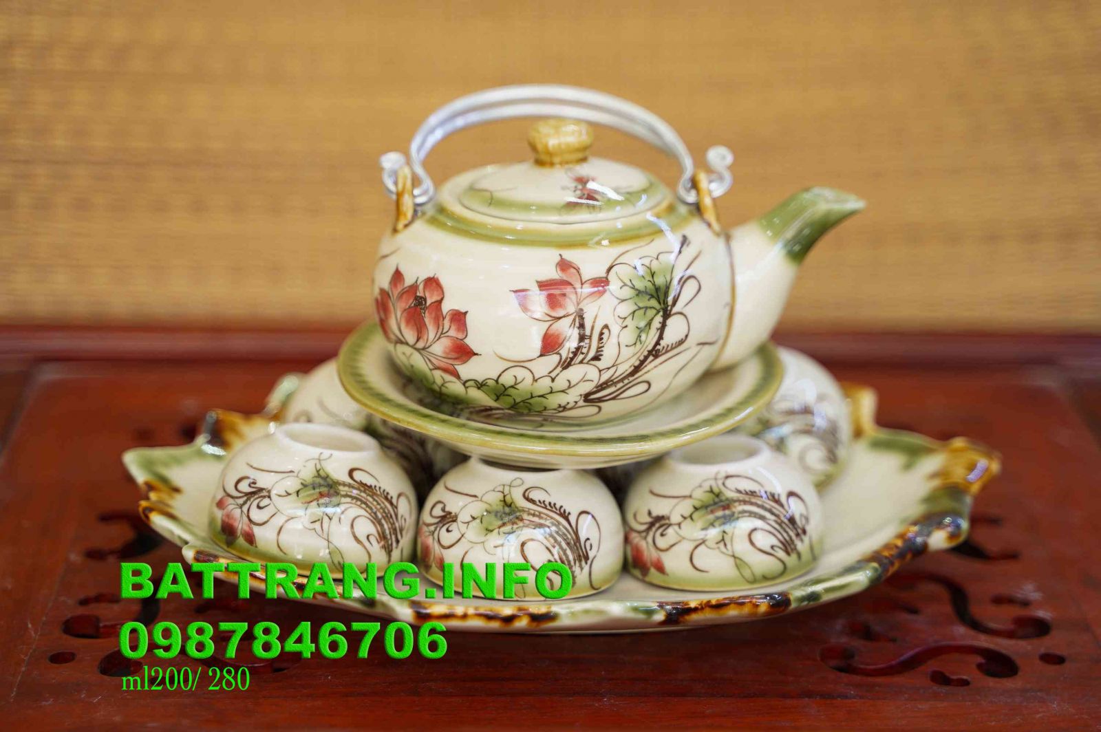 HV3- Bộ ấm chén dáng nhật khay lá gai vẽ sen đỏ cao cấp BátTràng
