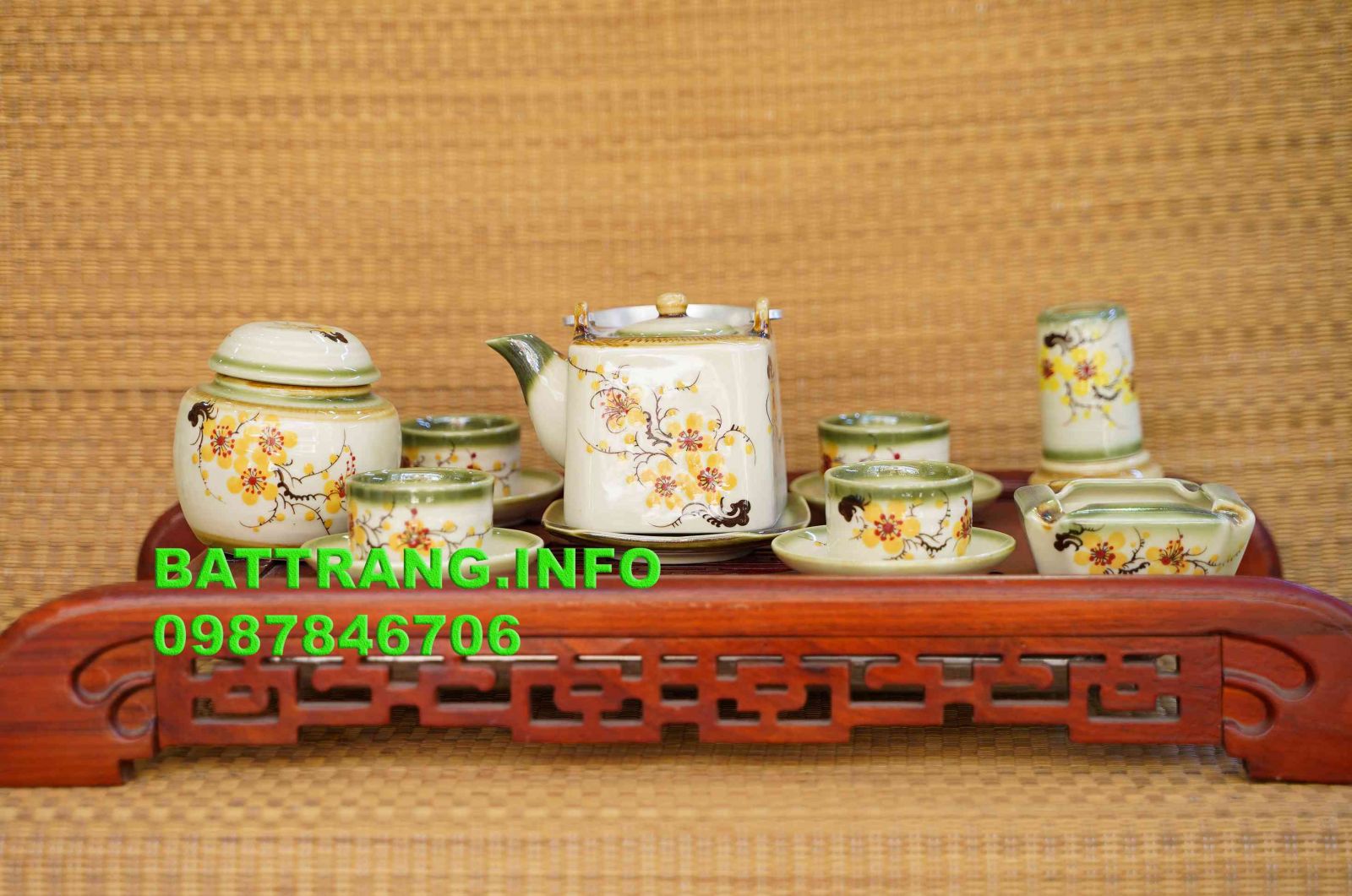 HV32- Bộ ấm chén vai vuông vẽ hoa mai vàng cao cấp BátTràng + phụ kiện 3 món -
