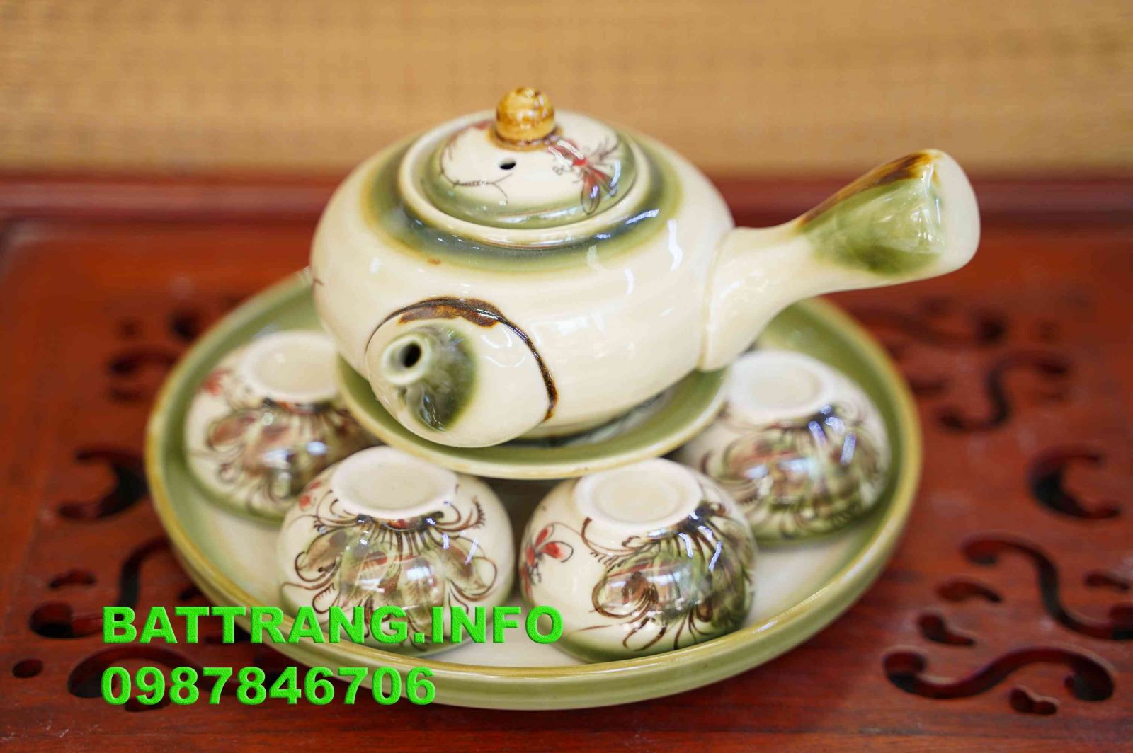 HV4 - Bộ ấm chén quả hồng tay ngang khay tròn vẽ chuồn cao cấp