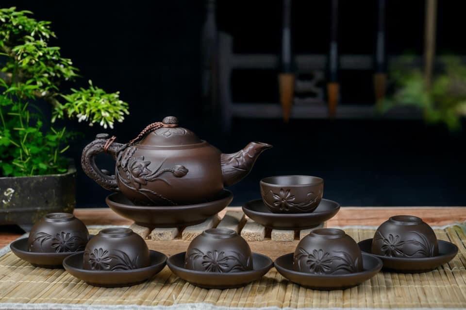 Ấm chén Tử Sa