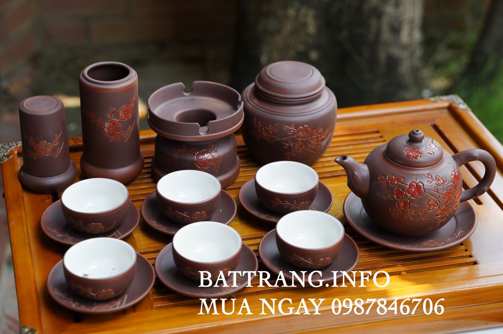 TS45- Bộ ấm chén tử sa dáng vại khắc hoa đào chỉ đỏ + phụ kiện 4 món
